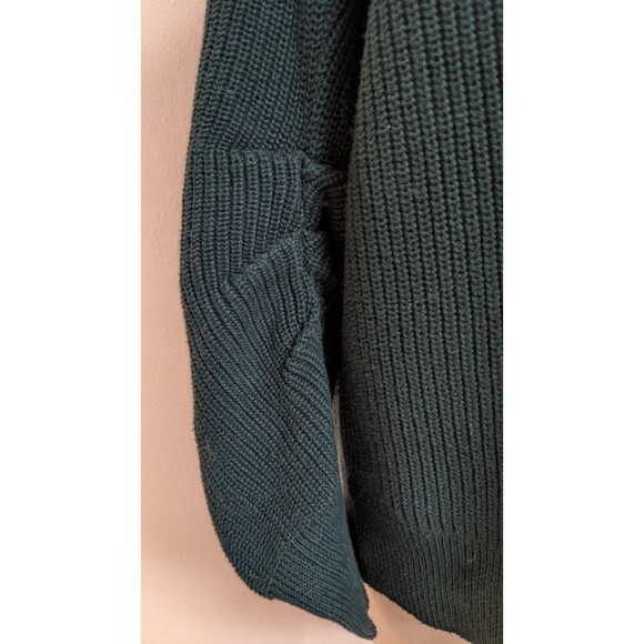 Women's Cabi # 3532 Cowl Pullover Forest Green Ruched Sleeve Sweater Size Small - Picture 5 of 13